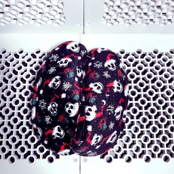 Disney Fuzzy nightmare before Christmas Women's Slipper - Picture 2 of 3